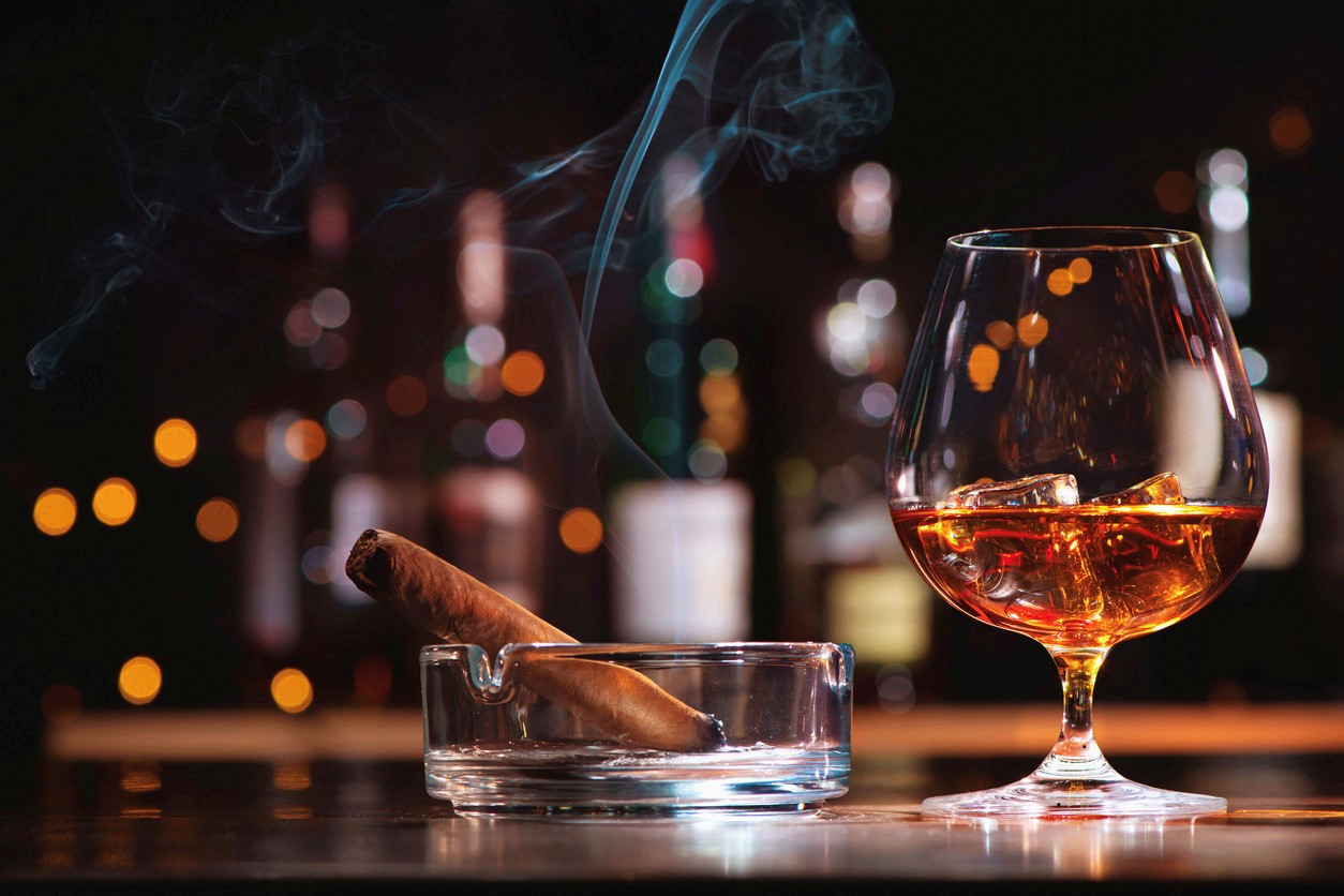 Češi holdují neřestem – alkohol a tabák nás stojí stovky miliard ročně