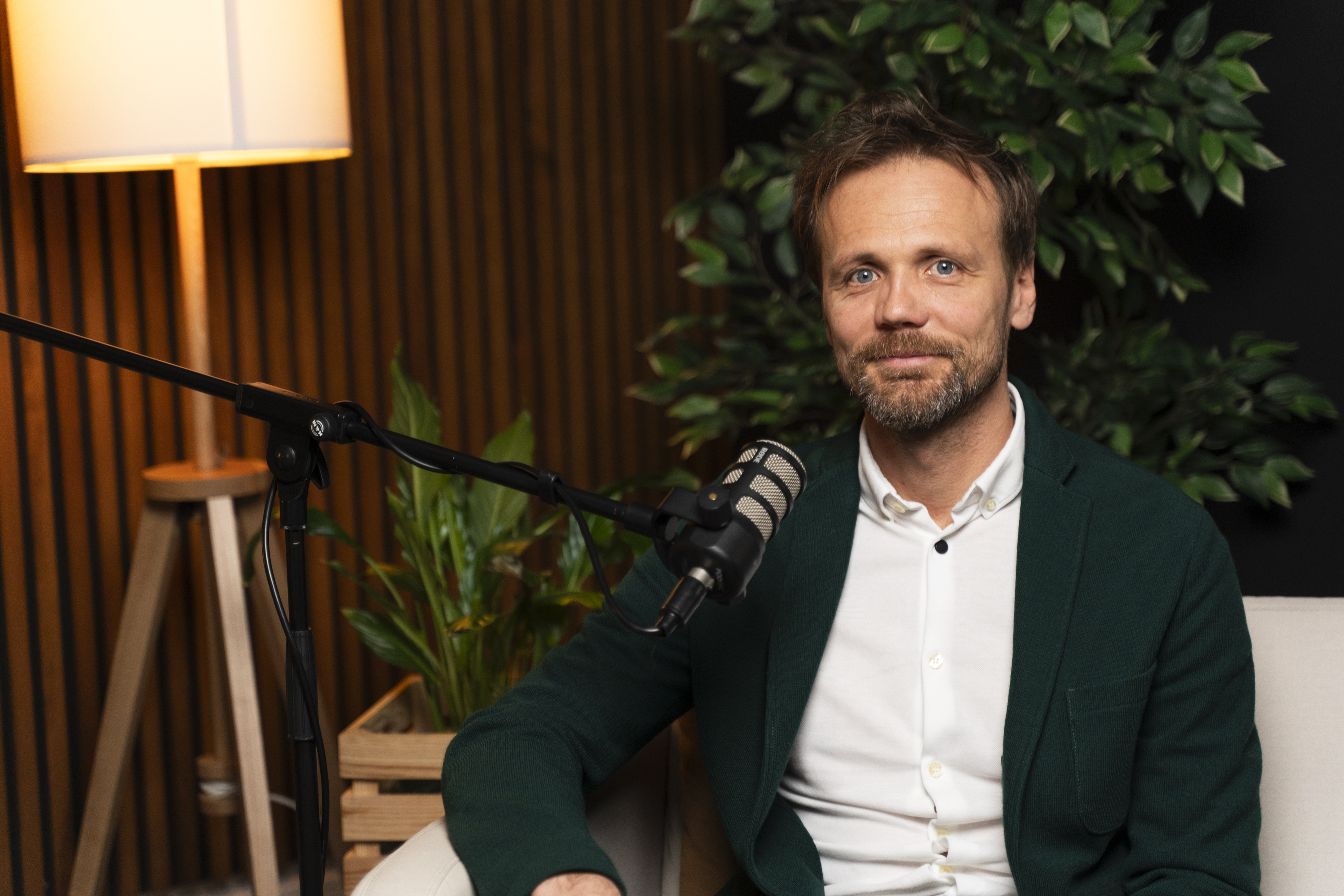 Tomáš Zapletal v eDO podcastu: Umění, investice, NFT i zákulisí galerijního světa v rozhovoru, který vás pohltí vášní a příběhem.